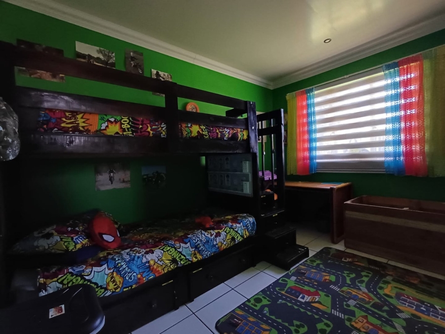 3 Bedroom Property for Sale in Roosheuwel North West